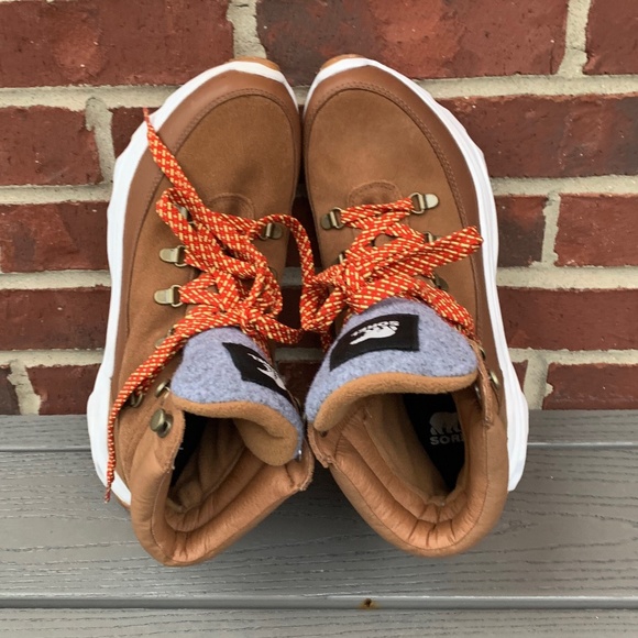 Sorel Kinetic Breakthru Conquest Waterproof Boots - Picture 5 of 13